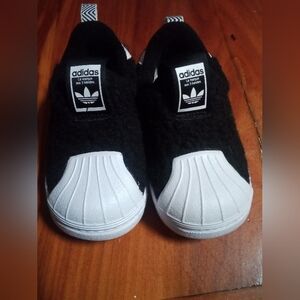 ADIDAS Superstar 360 I Toddler Shoes brand new size 6 k
